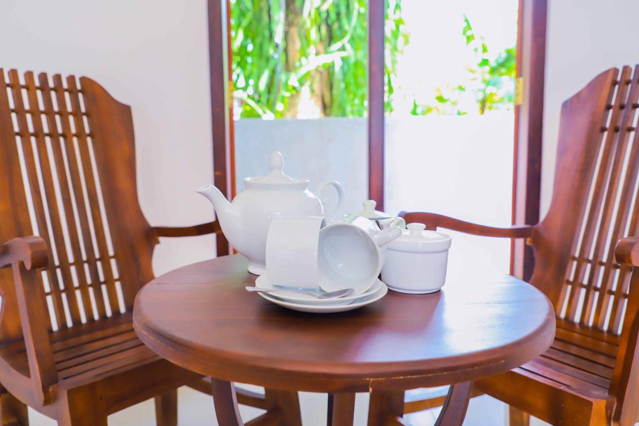 Ilamparuma Hotel Weligama Esterno foto