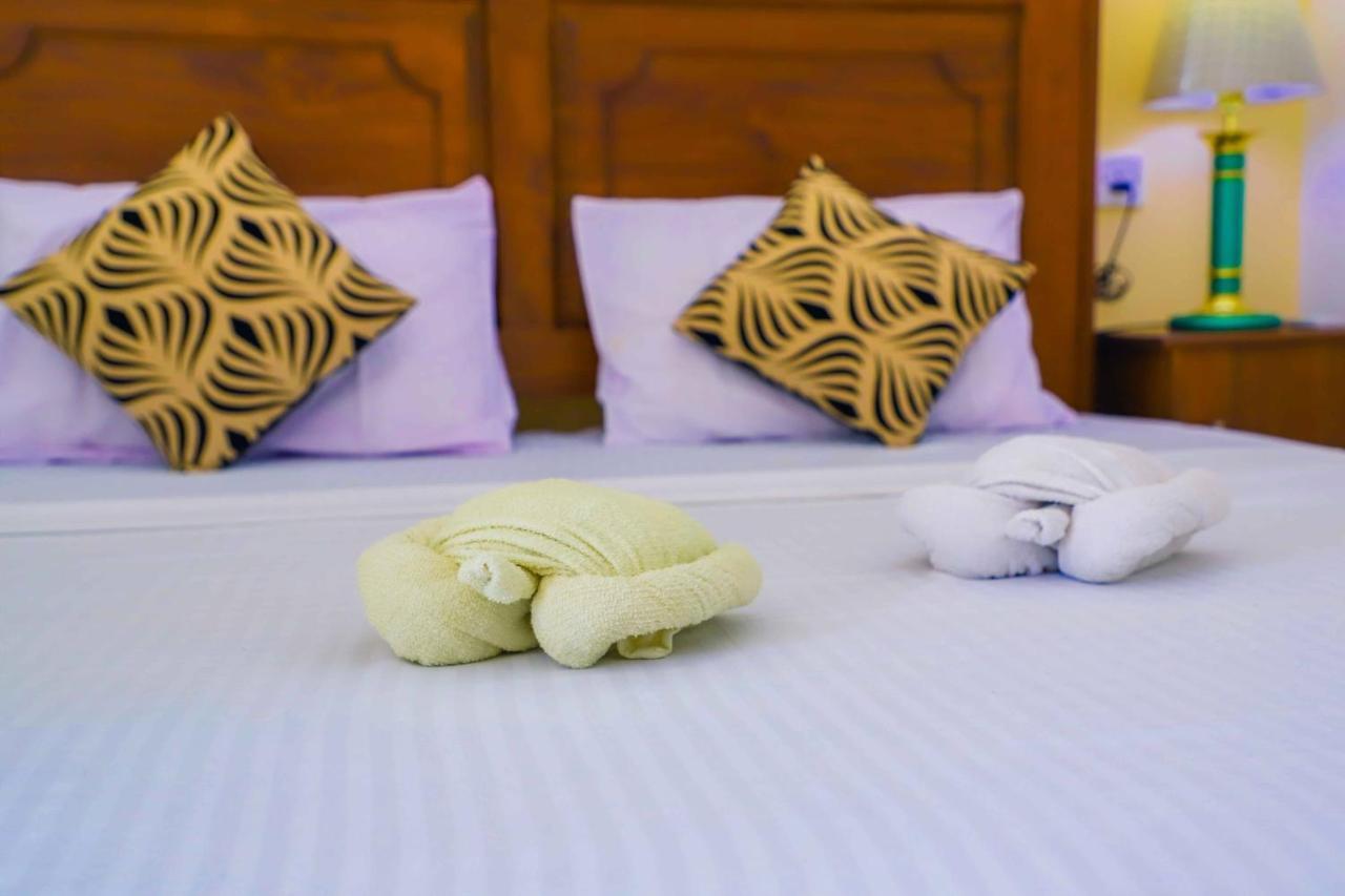 Ilamparuma Hotel Weligama Esterno foto
