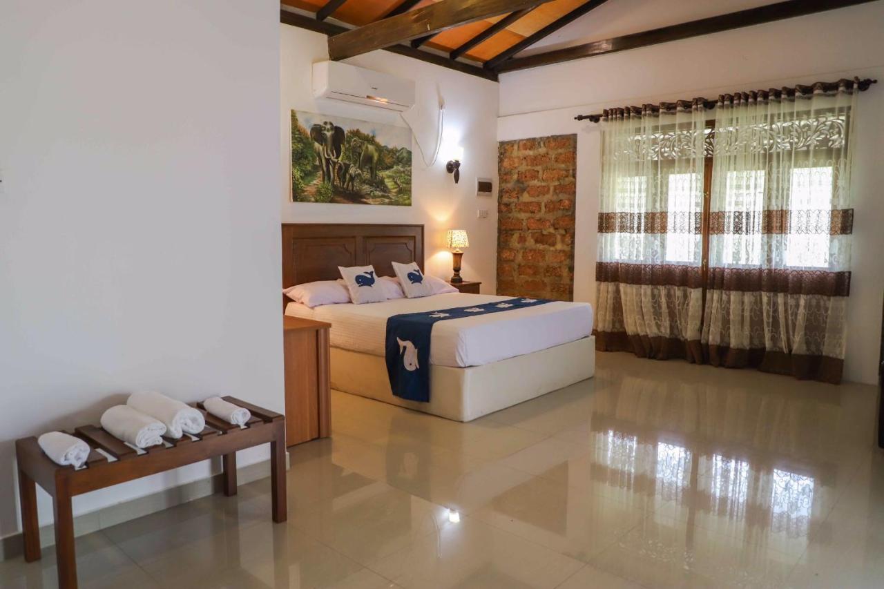 Ilamparuma Hotel Weligama Esterno foto