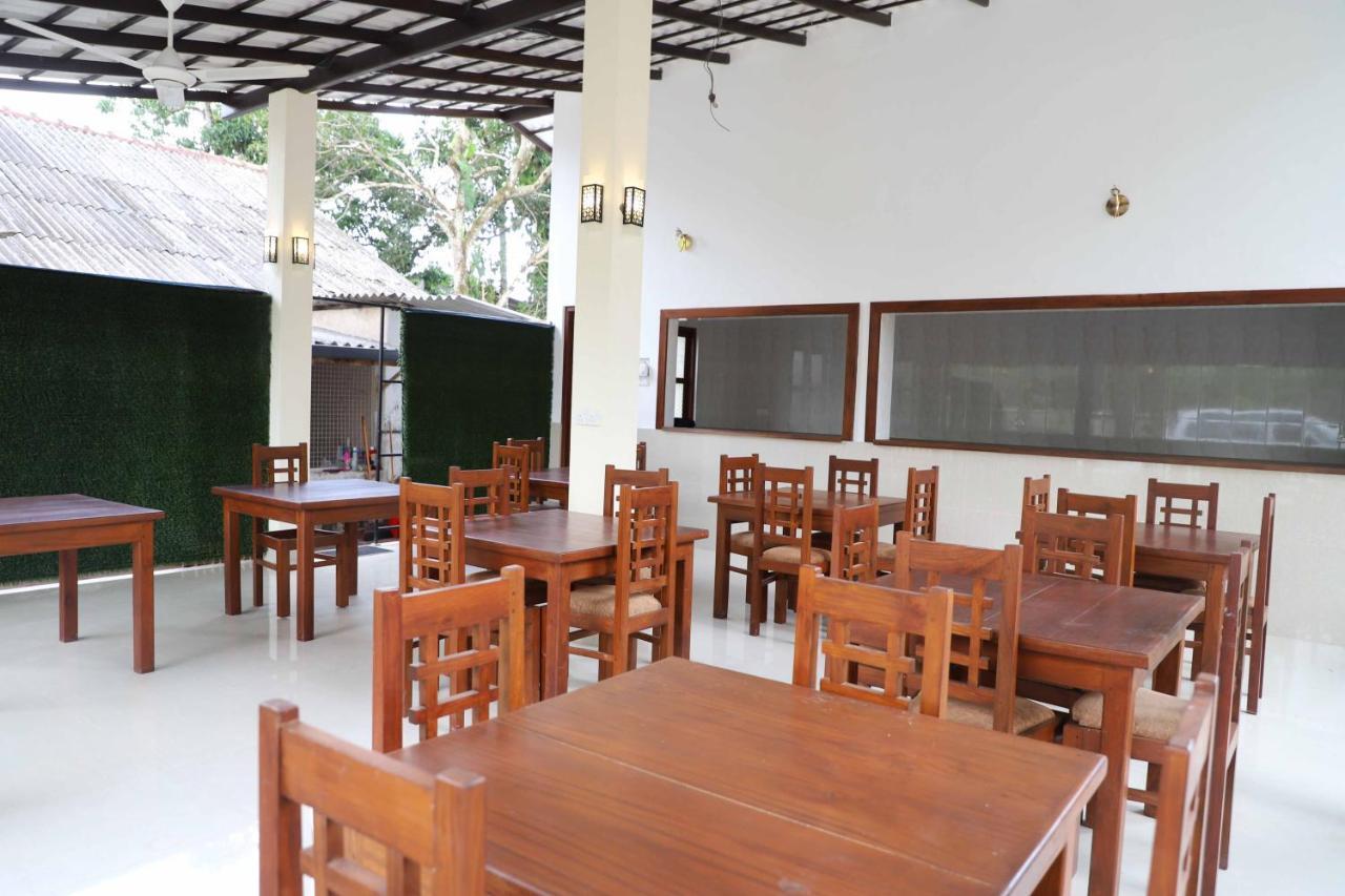 Ilamparuma Hotel Weligama Esterno foto